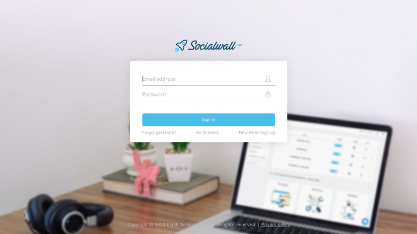 SocialWall.me Landing Page